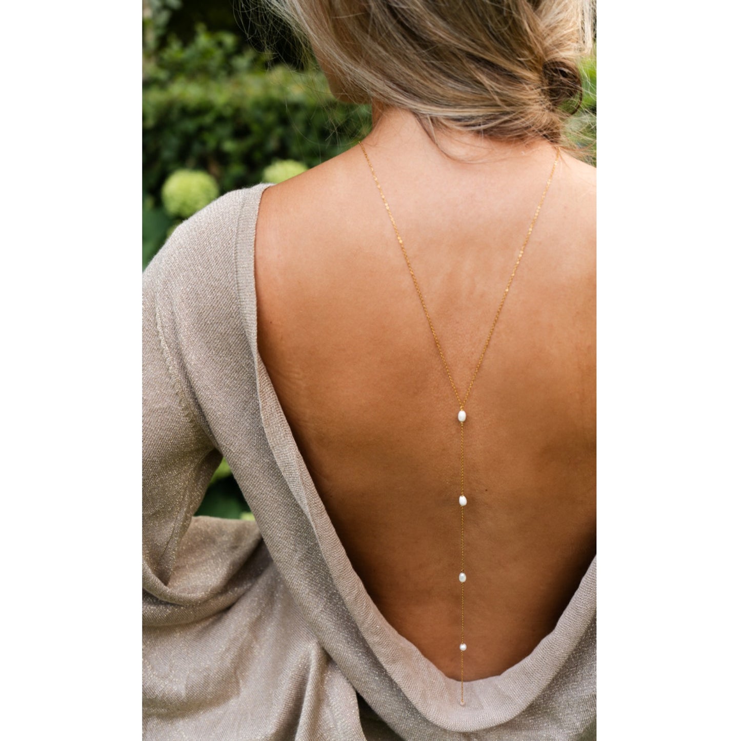 COLLANA PENDENTE SCHIENA CON PIETRE