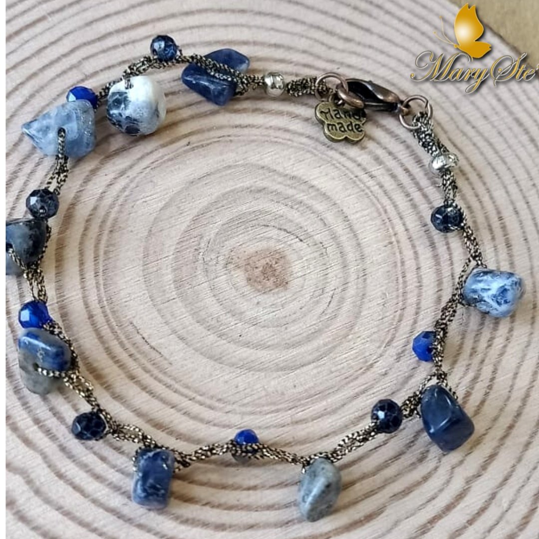 BRACCIALE FILO DI SETA SODALITE E CRISTALLINI - MARYSTE'