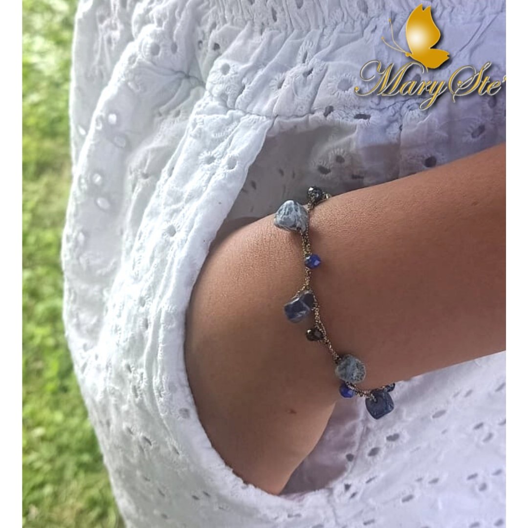 BRACCIALE FILO DI SETA SODALITE E CRISTALLINI - MARYSTE'