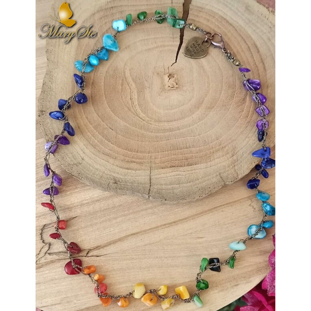 COLLANA FILO DI SETA E SCHEGGE NEL COLORE DEI 7 CHAKRA - MARYSTE'