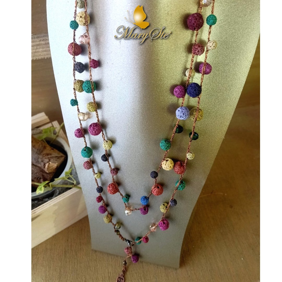 COLLANA LUNGA CON FILO DI SETA E PIETRA LAVICA - MARYSTE'
